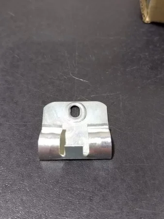 Клипсы к плинтусу MDF Bonkeel (50шт) в Салавате