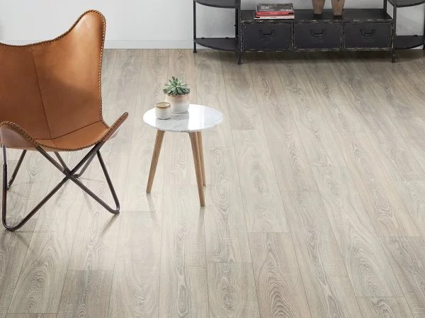 Ламинат Egger PRO 8/33 4V Дуб Бардолино серый EPL036 в Салавате